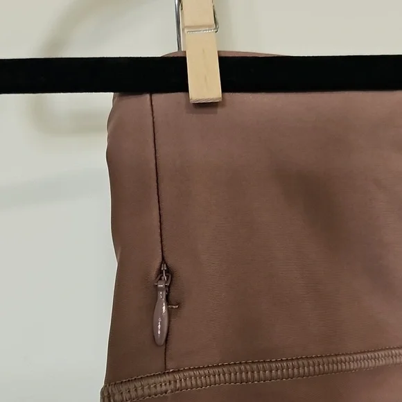 NWT All In Motion UPF 50+ Workout Set Light Brown XS - Picture 10 of 15